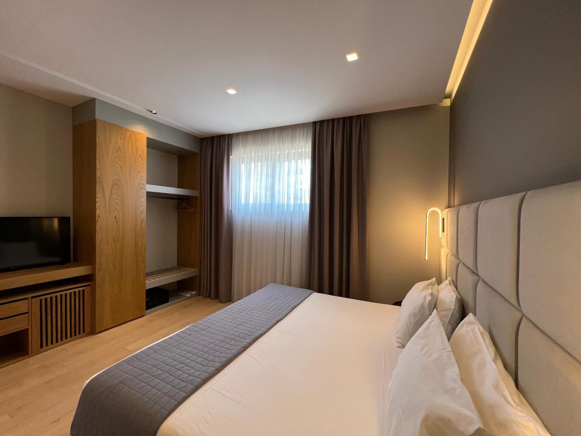 Artnest Luxury Hotel & Suites Sarandë Eksteriør bilde