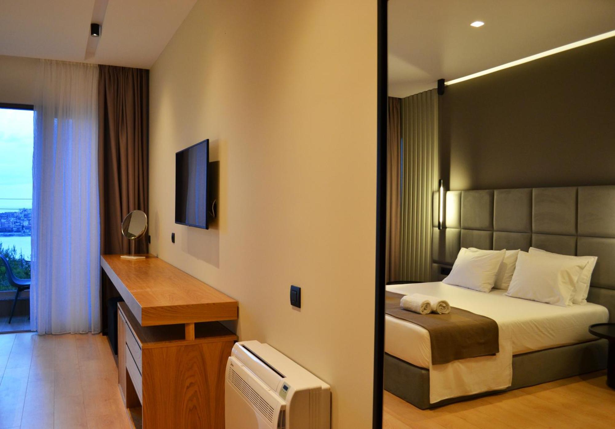 Artnest Luxury Hotel & Suites Sarandë Rom bilde